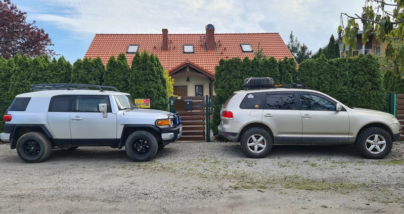 Toyota FJ cena 82000 przebieg: 162100, rok produkcji 2006 z Dobrzany małe 497